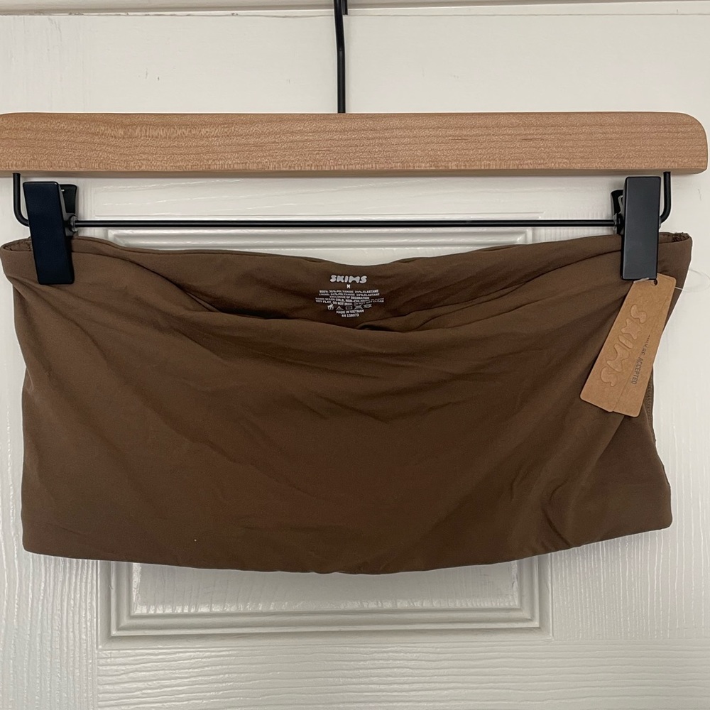 SKIMS FITS EVERYBODY BANDEAU | M | OXIDE